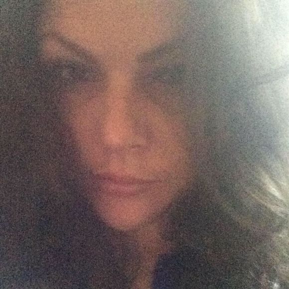 Meet your Posher, Jenni - Picture 1 of 10